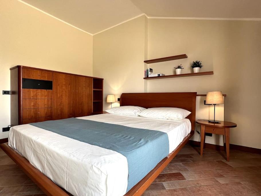 Attico In Piazza Matteotti Apartment Desenzano del Garda Exterior photo
