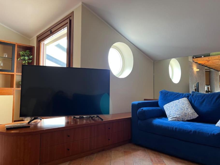 Attico In Piazza Matteotti Apartment Desenzano del Garda Exterior photo